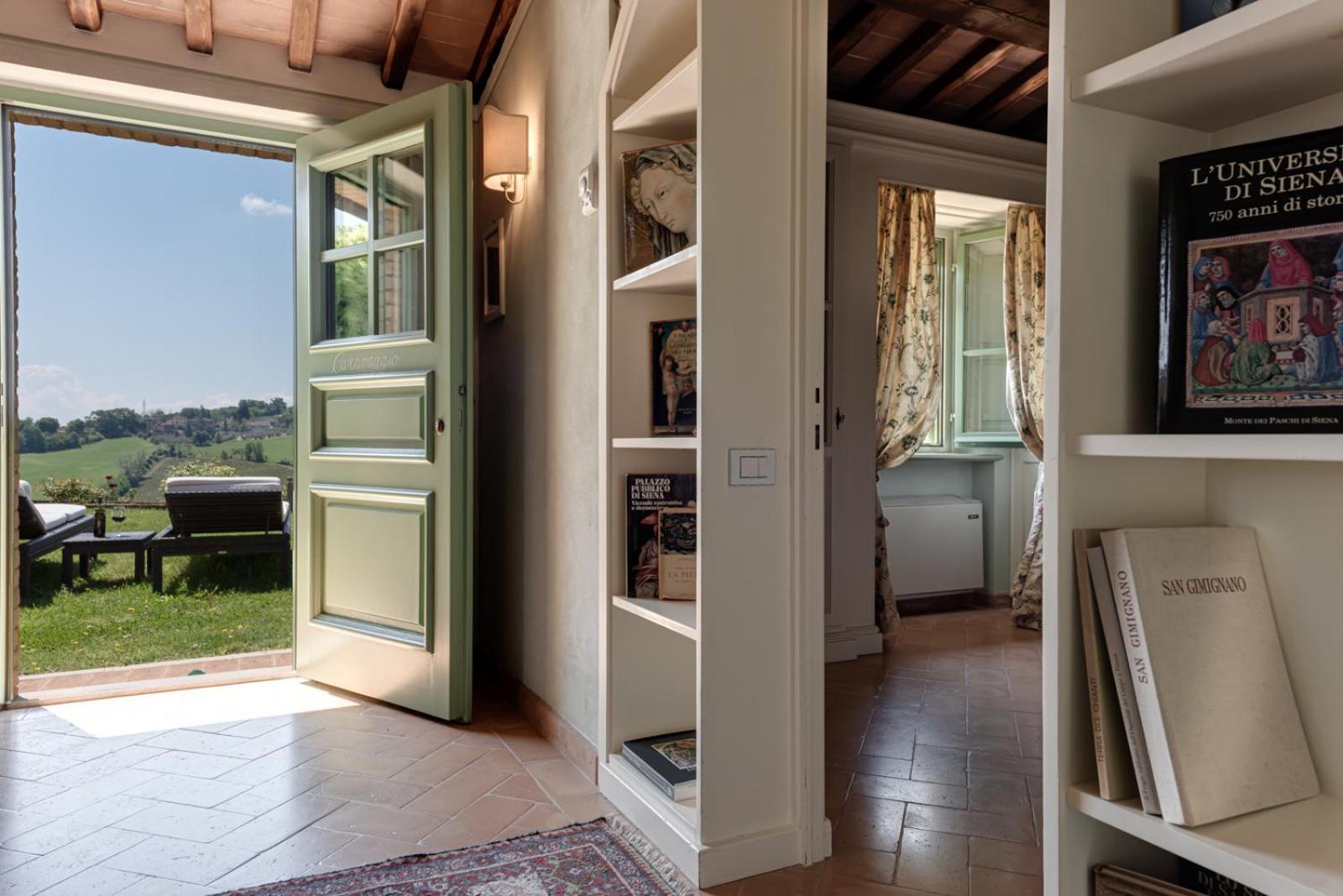Villa Il Castagno Wine & Resort Сиена Экстерьер фото
