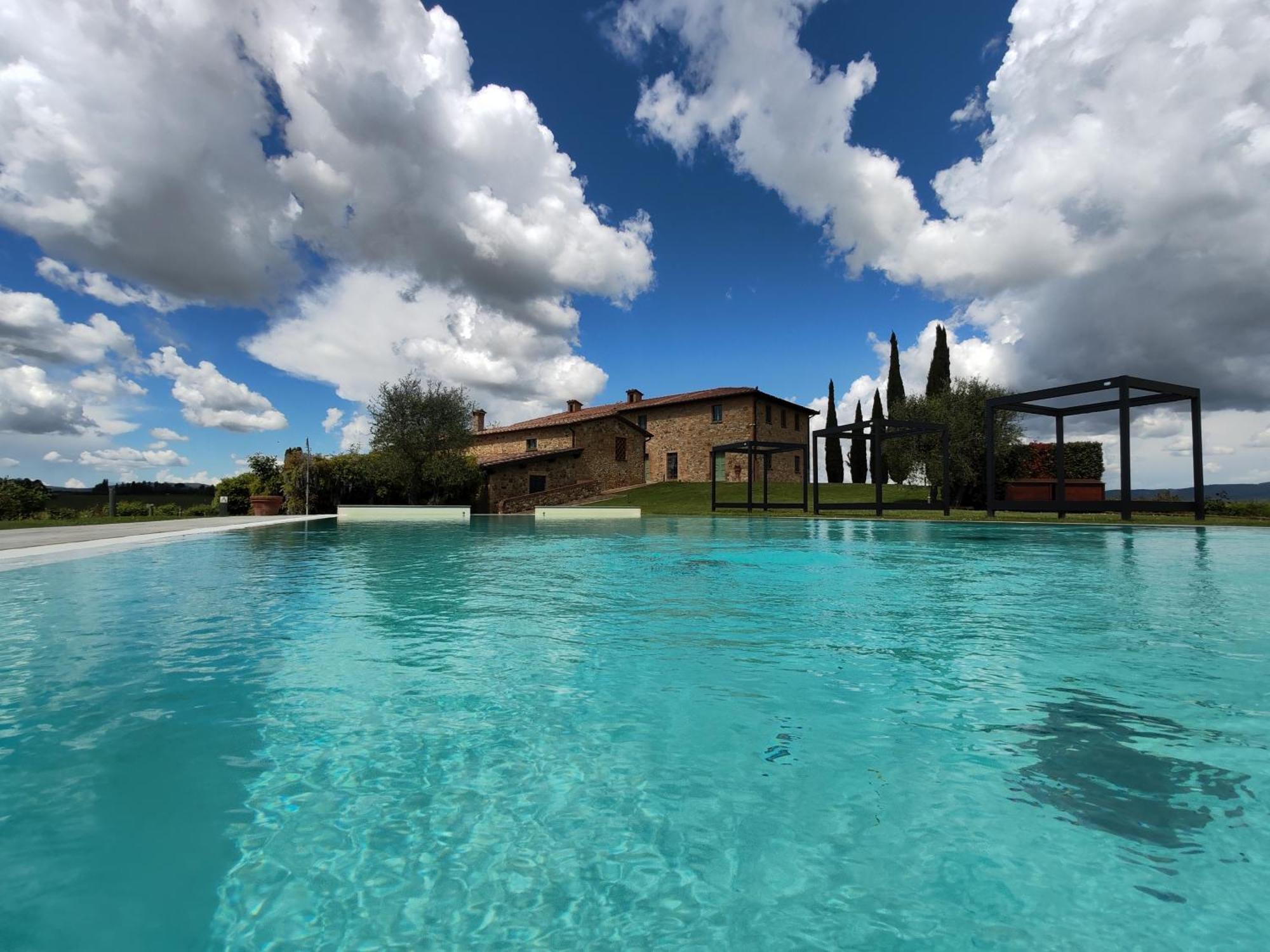 Villa Il Castagno Wine & Resort Сиена Экстерьер фото